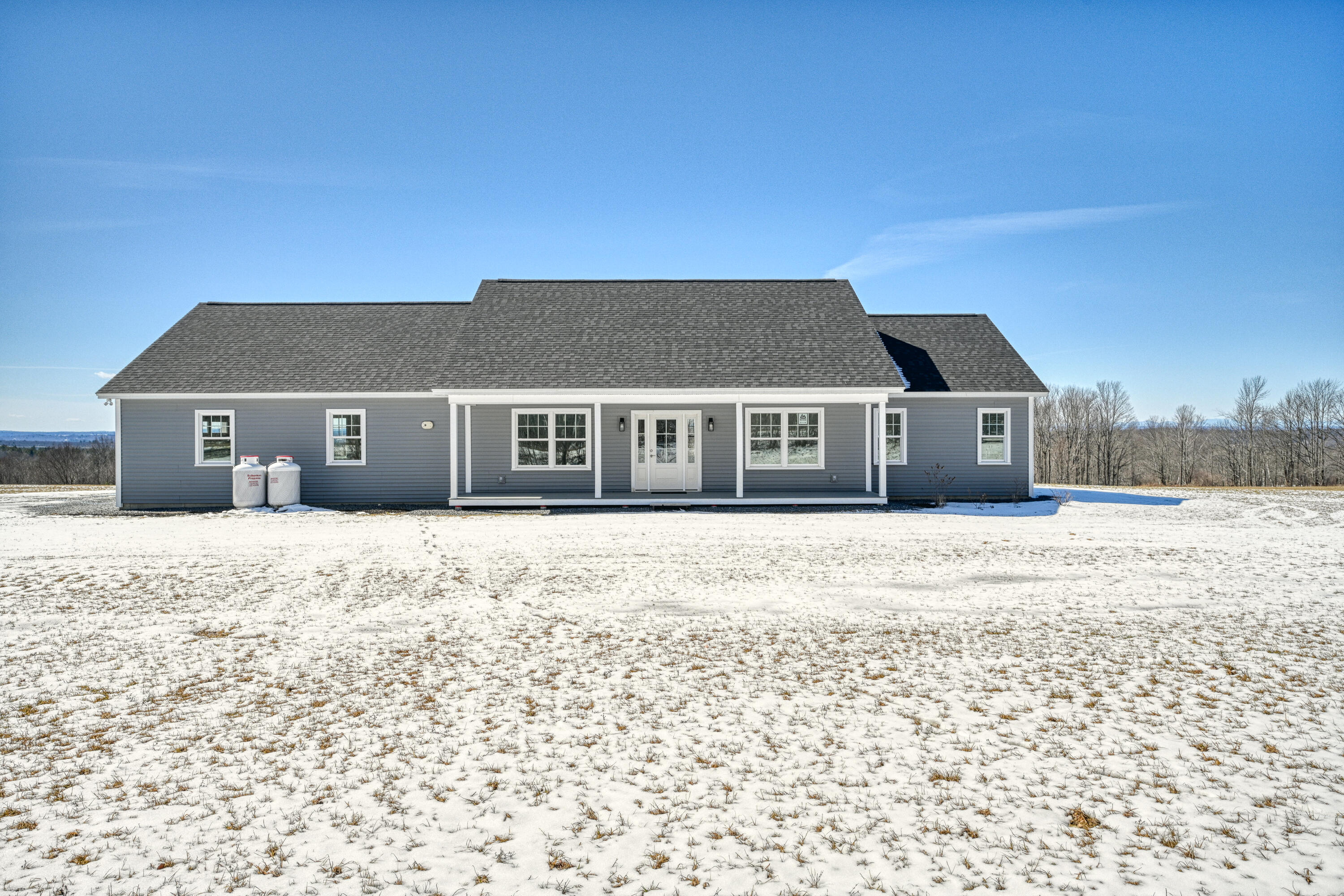 87 Yorktown Road Albion ME 04910
