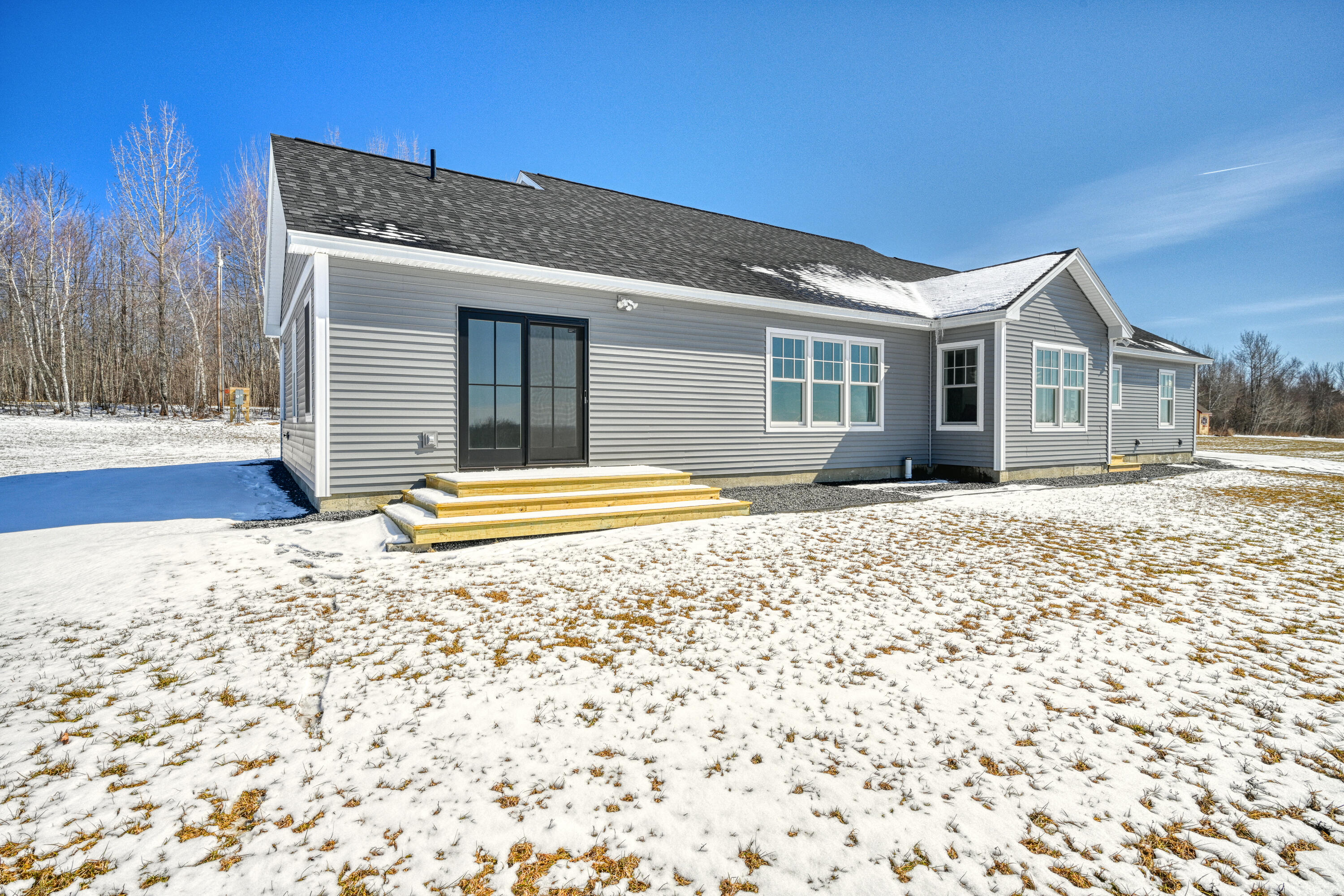 87 Yorktown Road Albion ME 04910