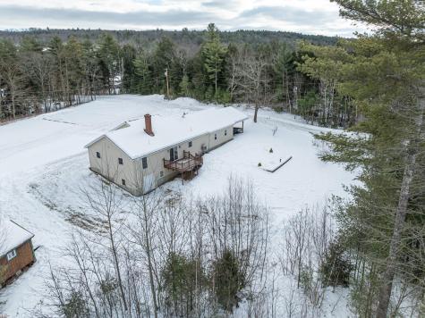 40 Deer Run Livermore ME 04253