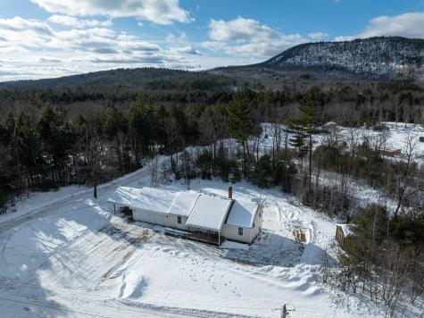 40 Deer Run Livermore ME 04253