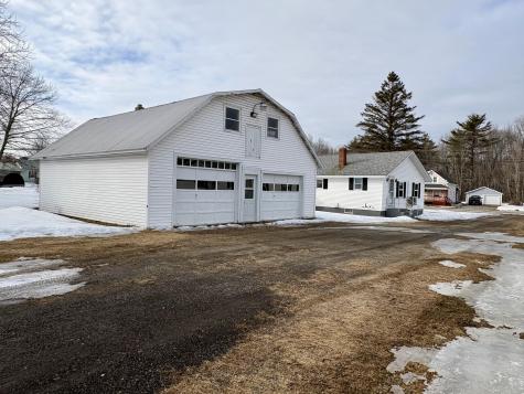 16 Lagrange Road Howland ME 04448