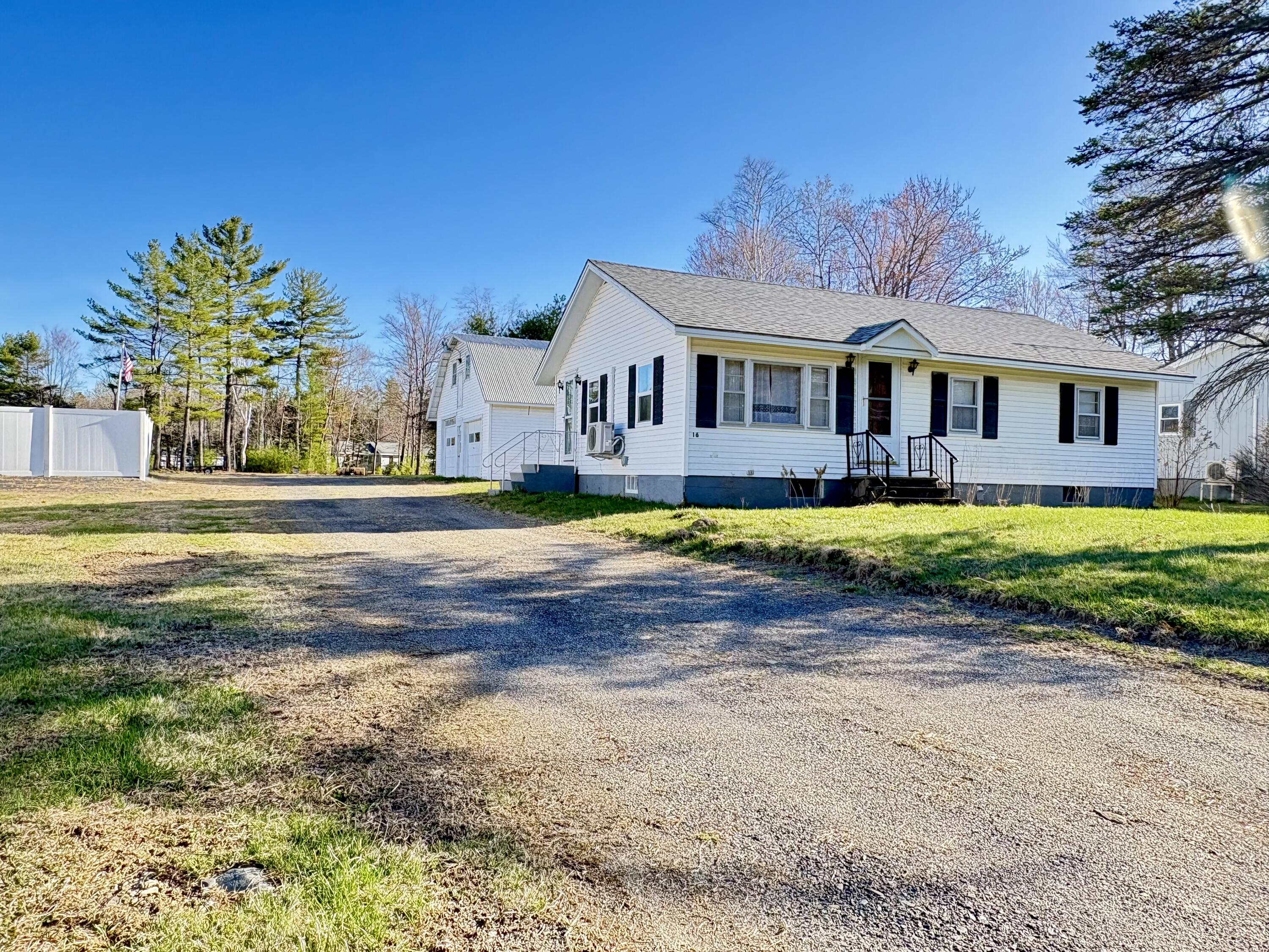 16 Lagrange Road Howland ME 04448