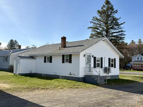 16 Lagrange Road Howland ME 04448