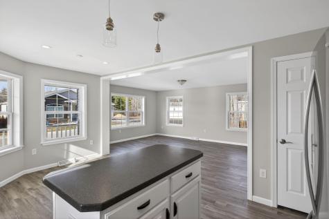 13 Mathew Way Scarborough ME 04074