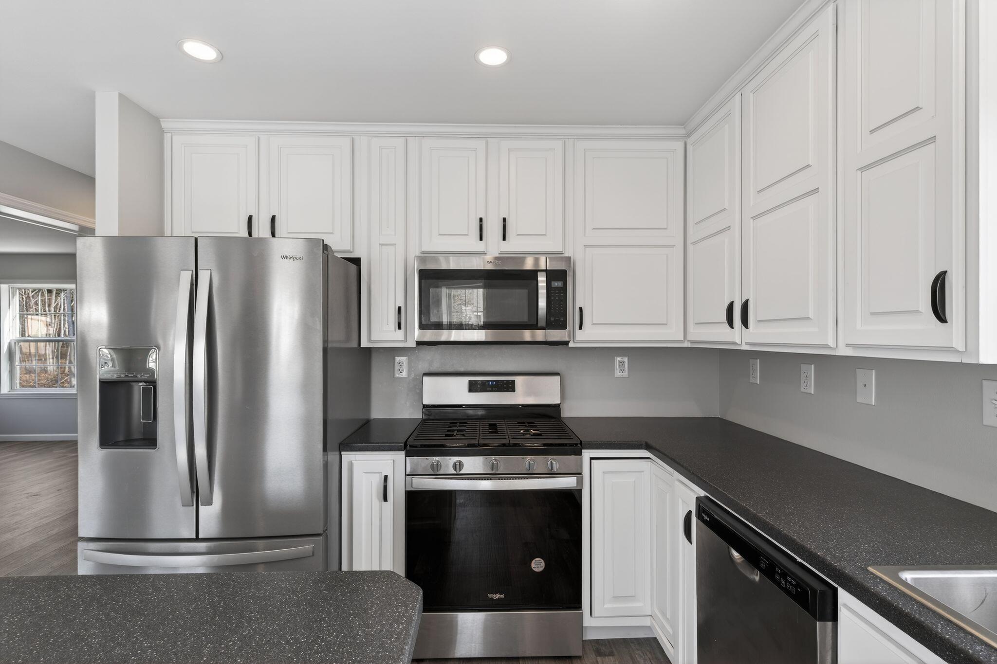 13 Mathew Way Scarborough ME 04074