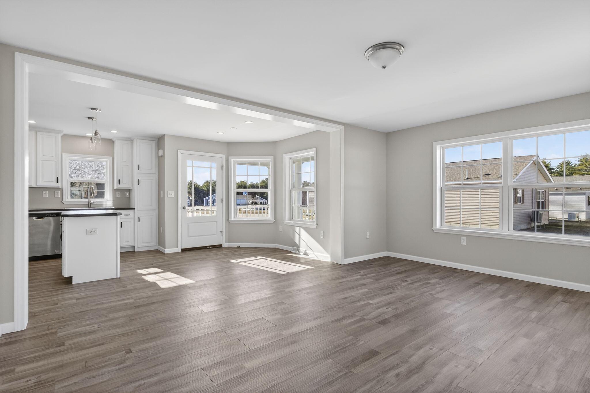 13 Mathew Way Scarborough ME 04074