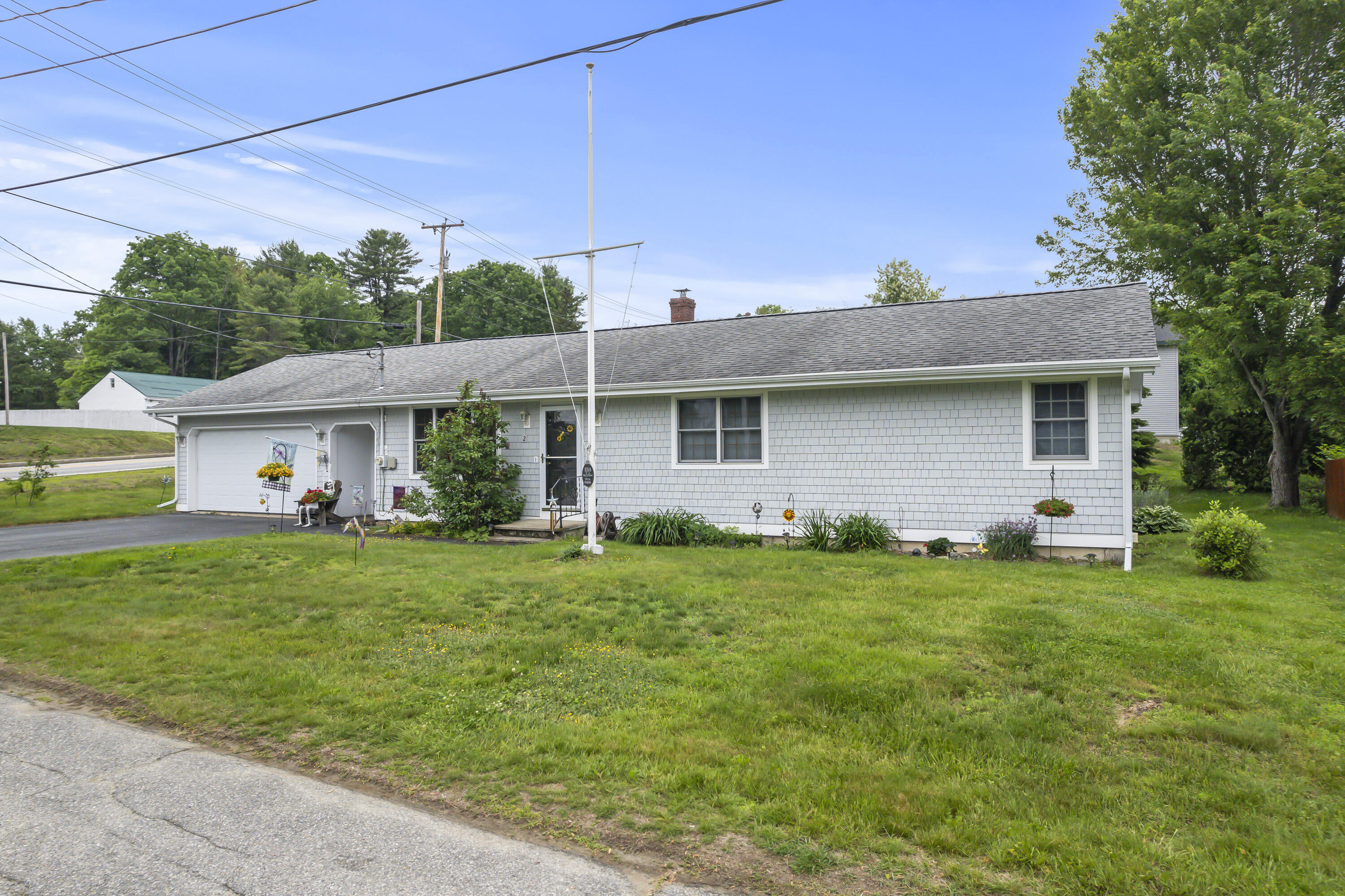 2 Laase Avenue Lewiston ME 04240