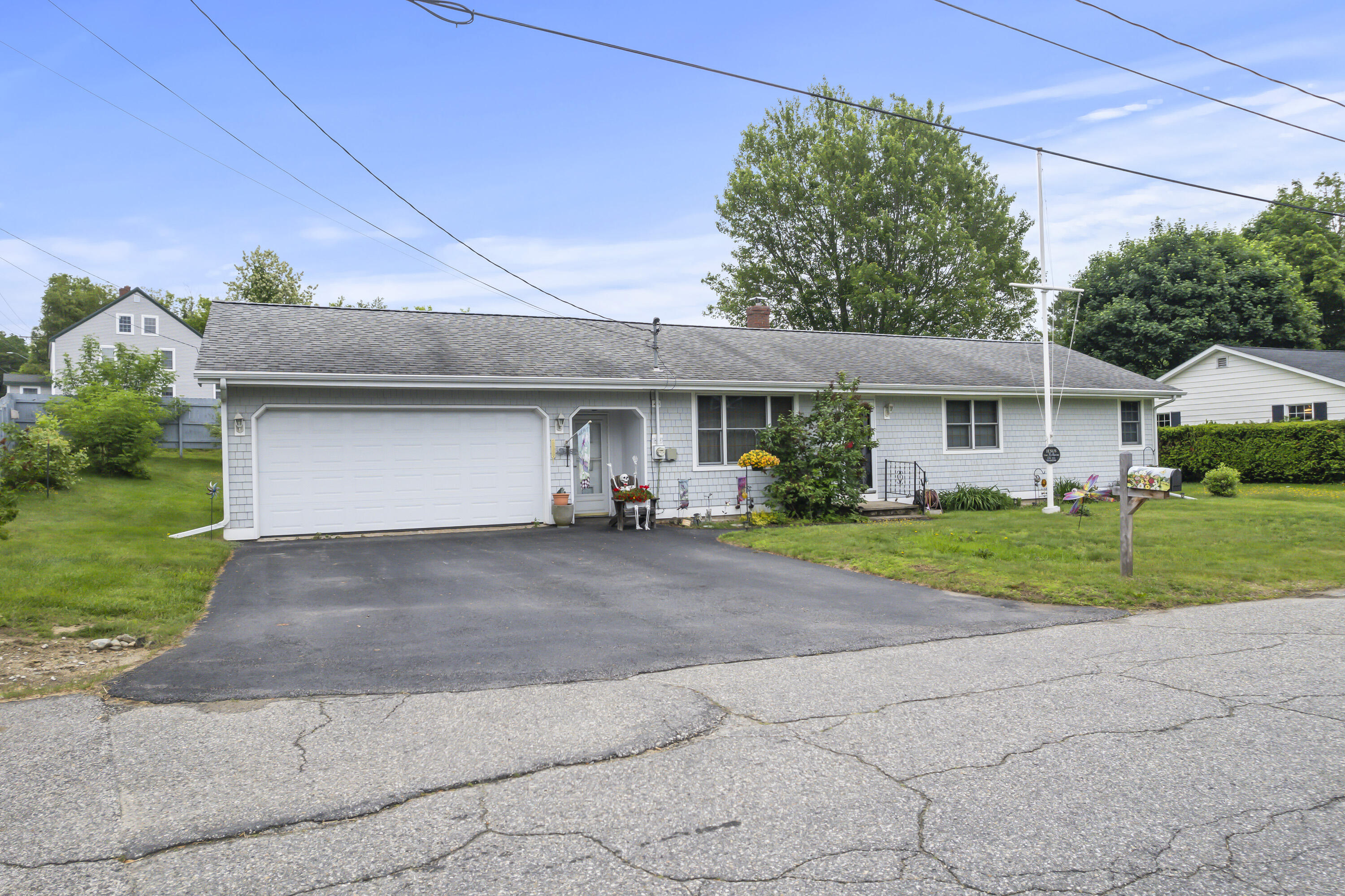 2 Laase Avenue Lewiston ME 04240