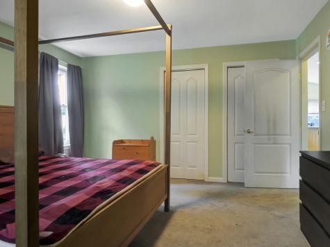 8 Pioneer Road Bowdoinham ME 04008