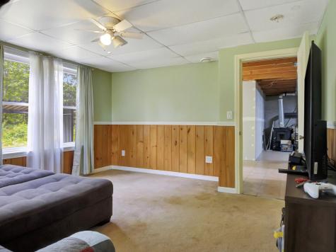 8 Pioneer Road Bowdoinham ME 04008