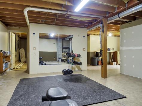 8 Pioneer Road Bowdoinham ME 04008