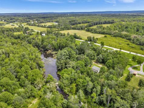 8 Pioneer Road Bowdoinham ME 04008