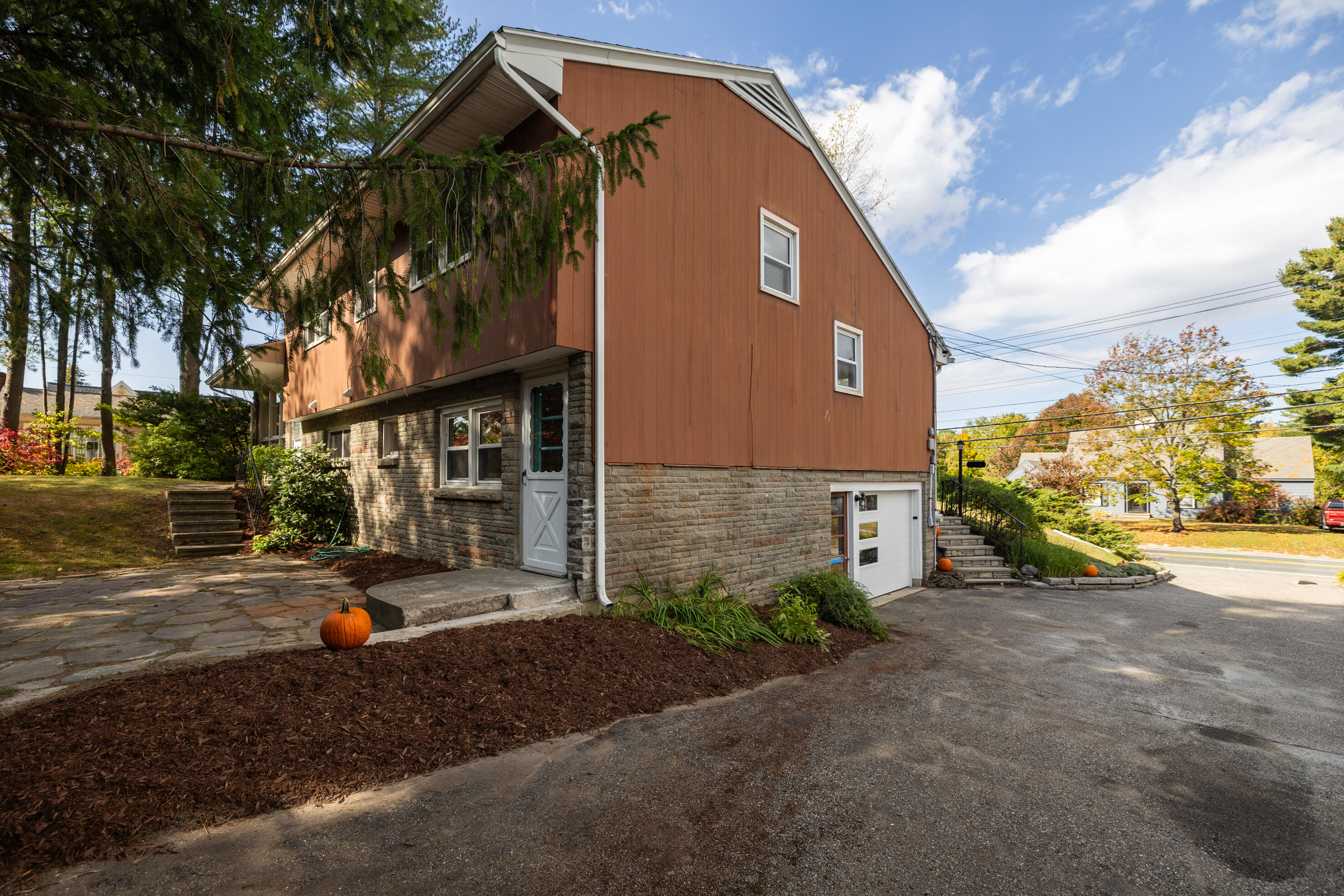 461 College Street Lewiston ME 04240