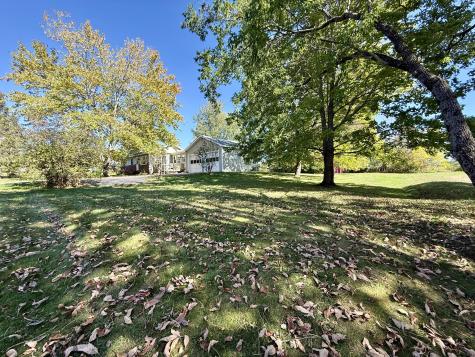 76 Old Lewiston Road Monmouth ME 04265