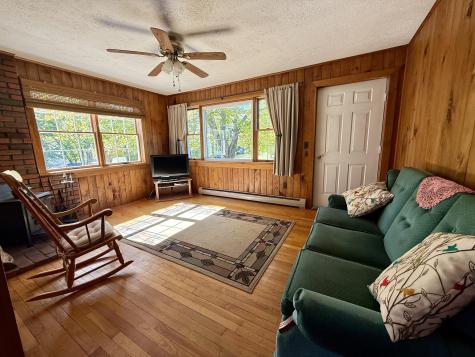 76 Old Lewiston Road Monmouth ME 04265