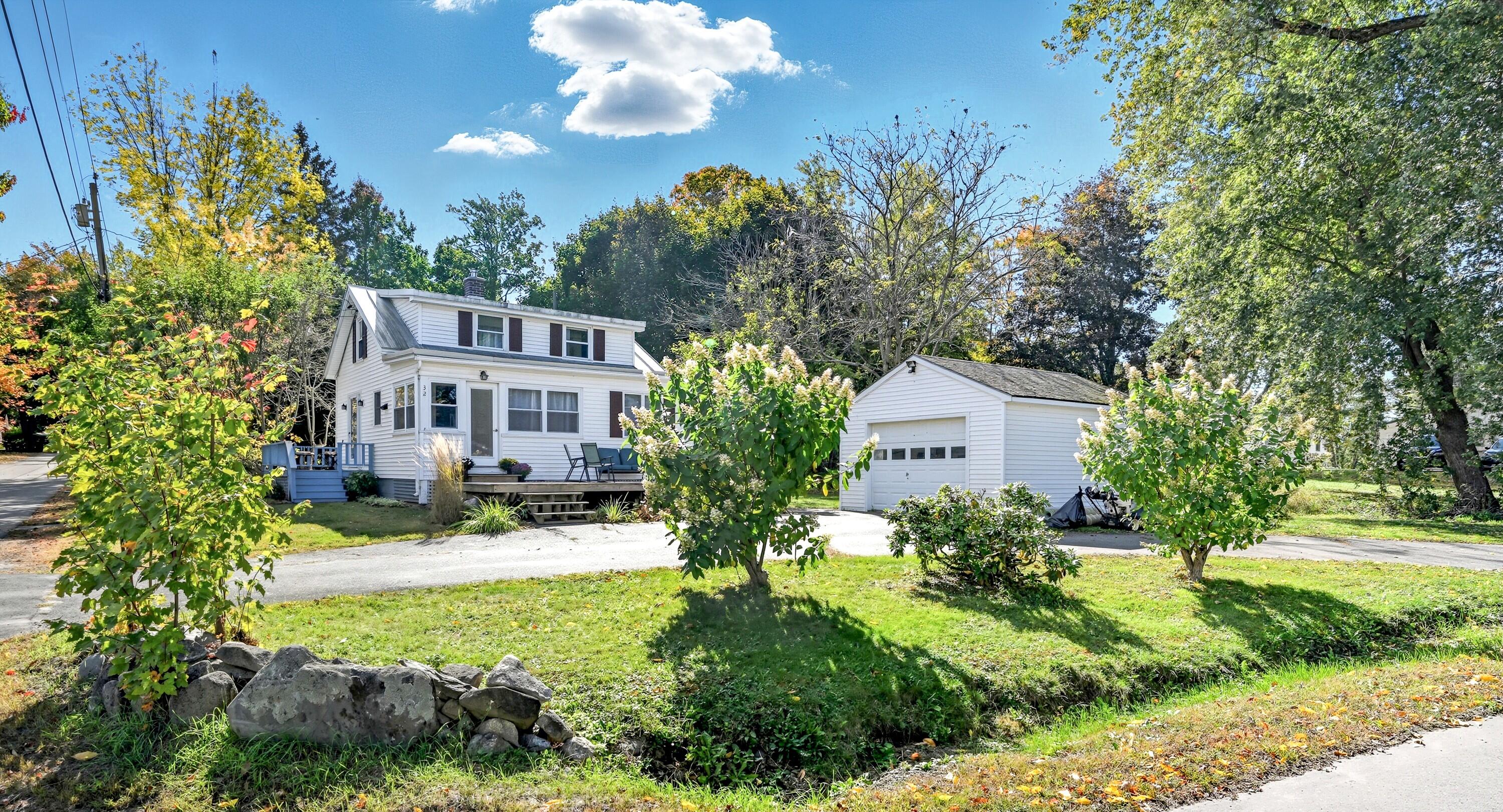 32 School Street Belgrade ME 04917