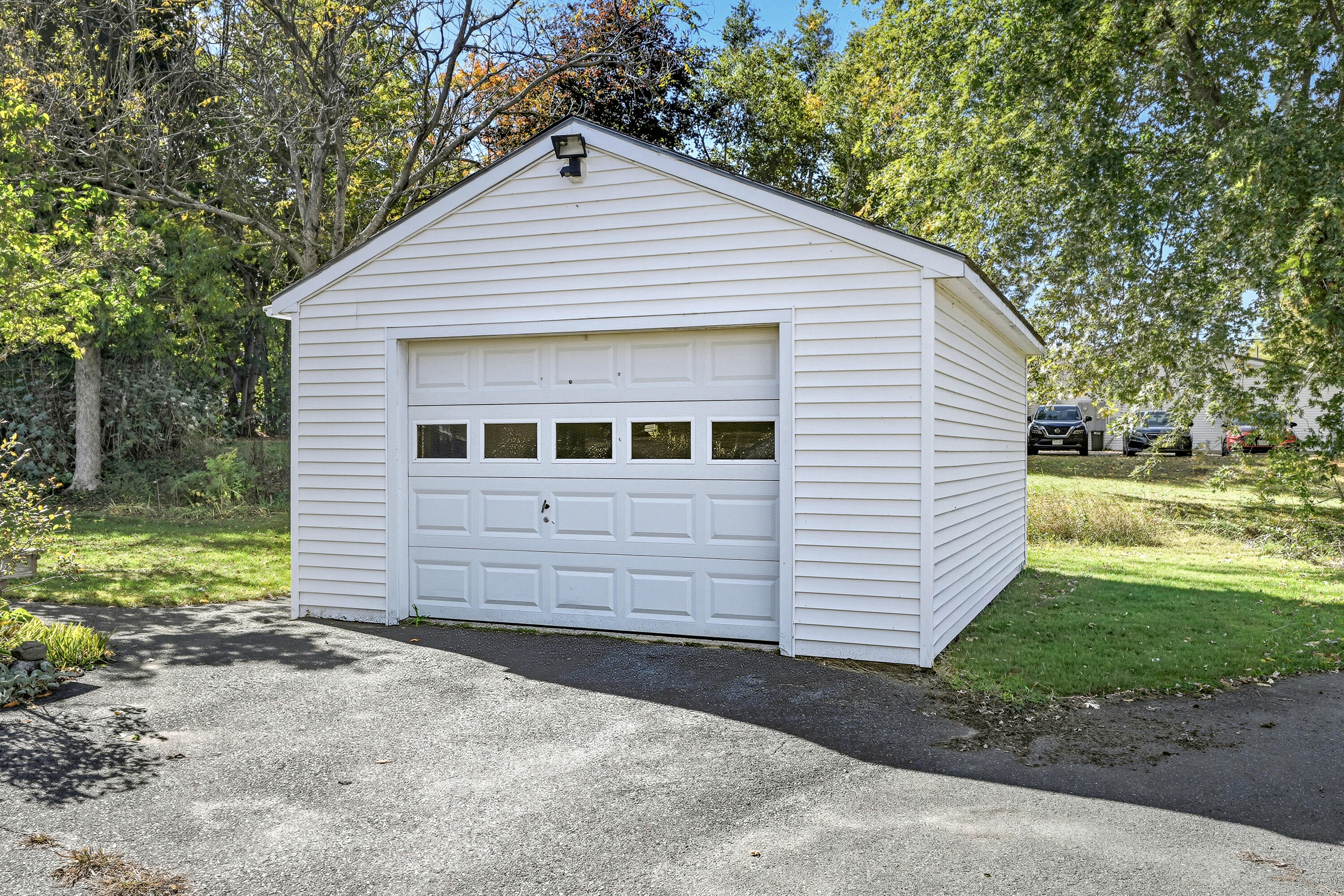 32 School Street Belgrade ME 04917