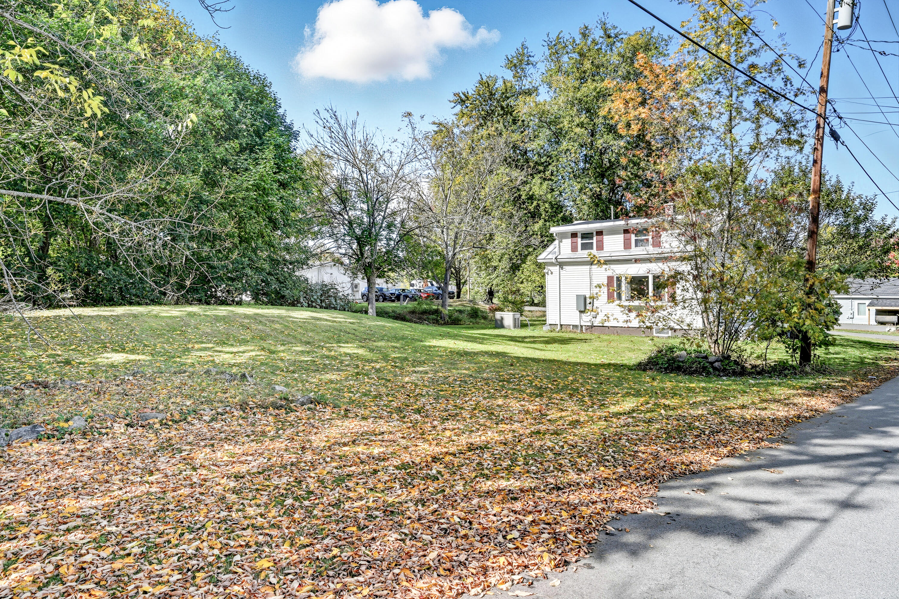 32 School Street Belgrade ME 04917