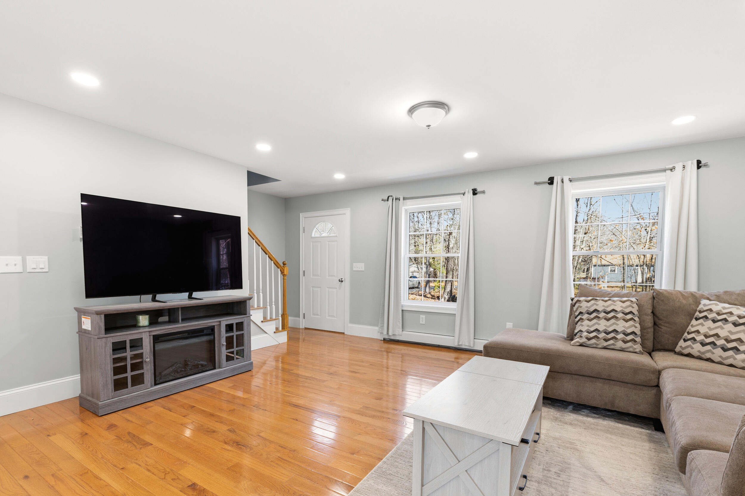 516 Falmouth Road Windham ME 04062