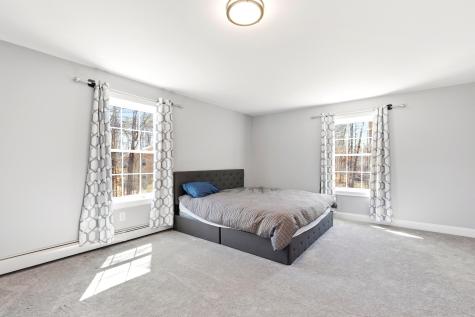 516 Falmouth Road Windham ME 04062