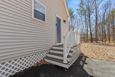 516 Falmouth Road Windham ME 04062