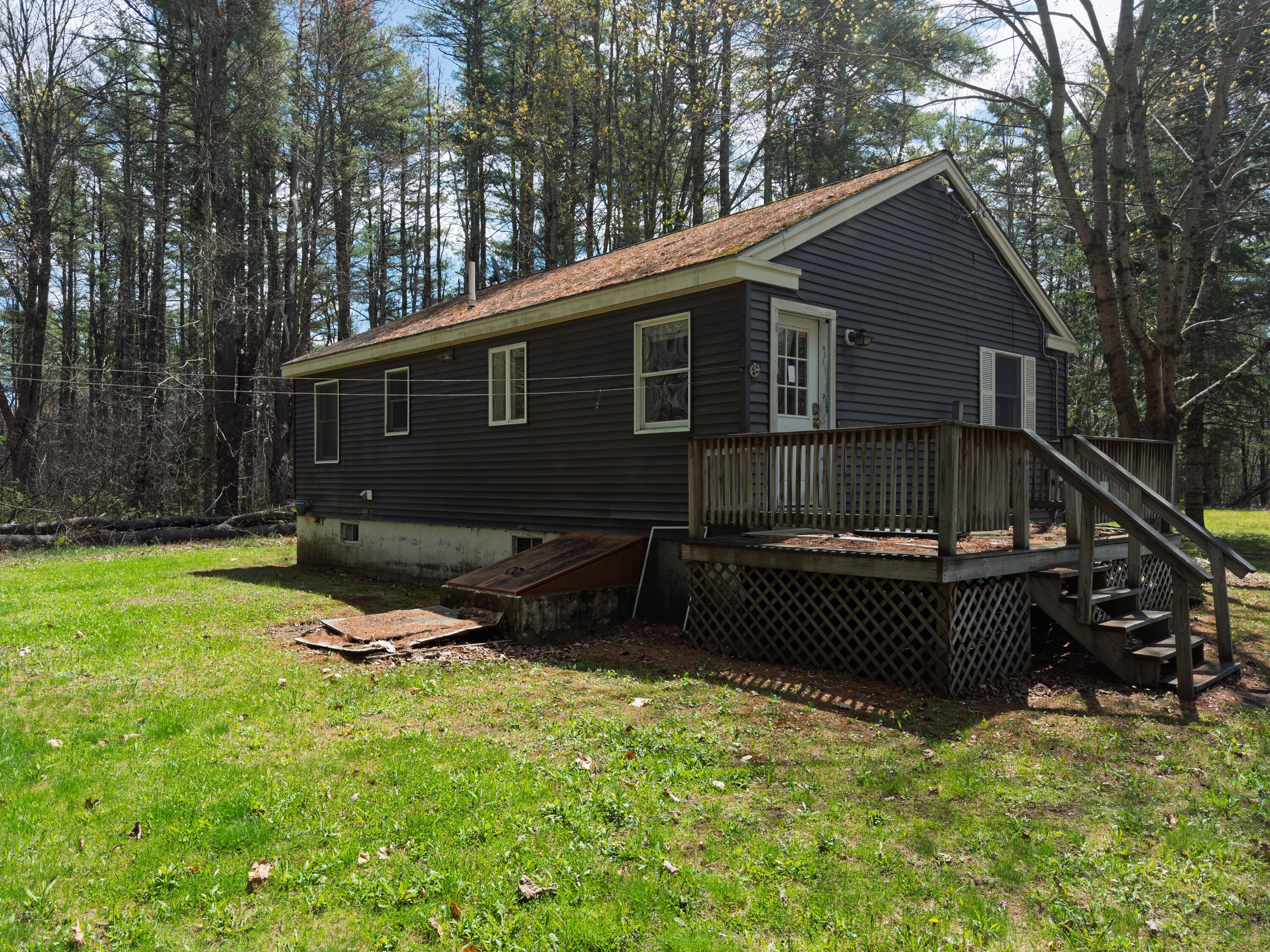 329 Log Cabin Road Arundel ME 04046