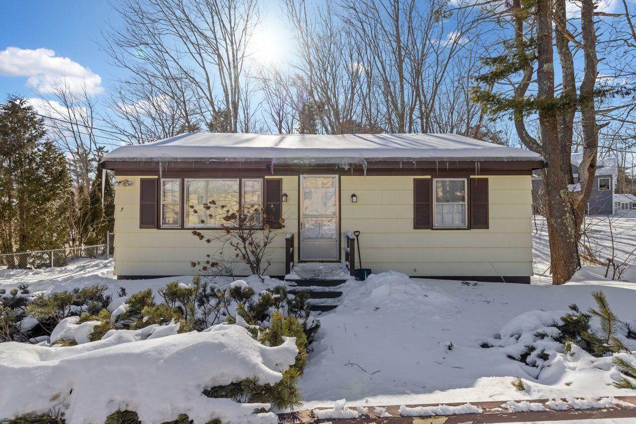 7 Captain Thomas Road Ogunquit ME 03907