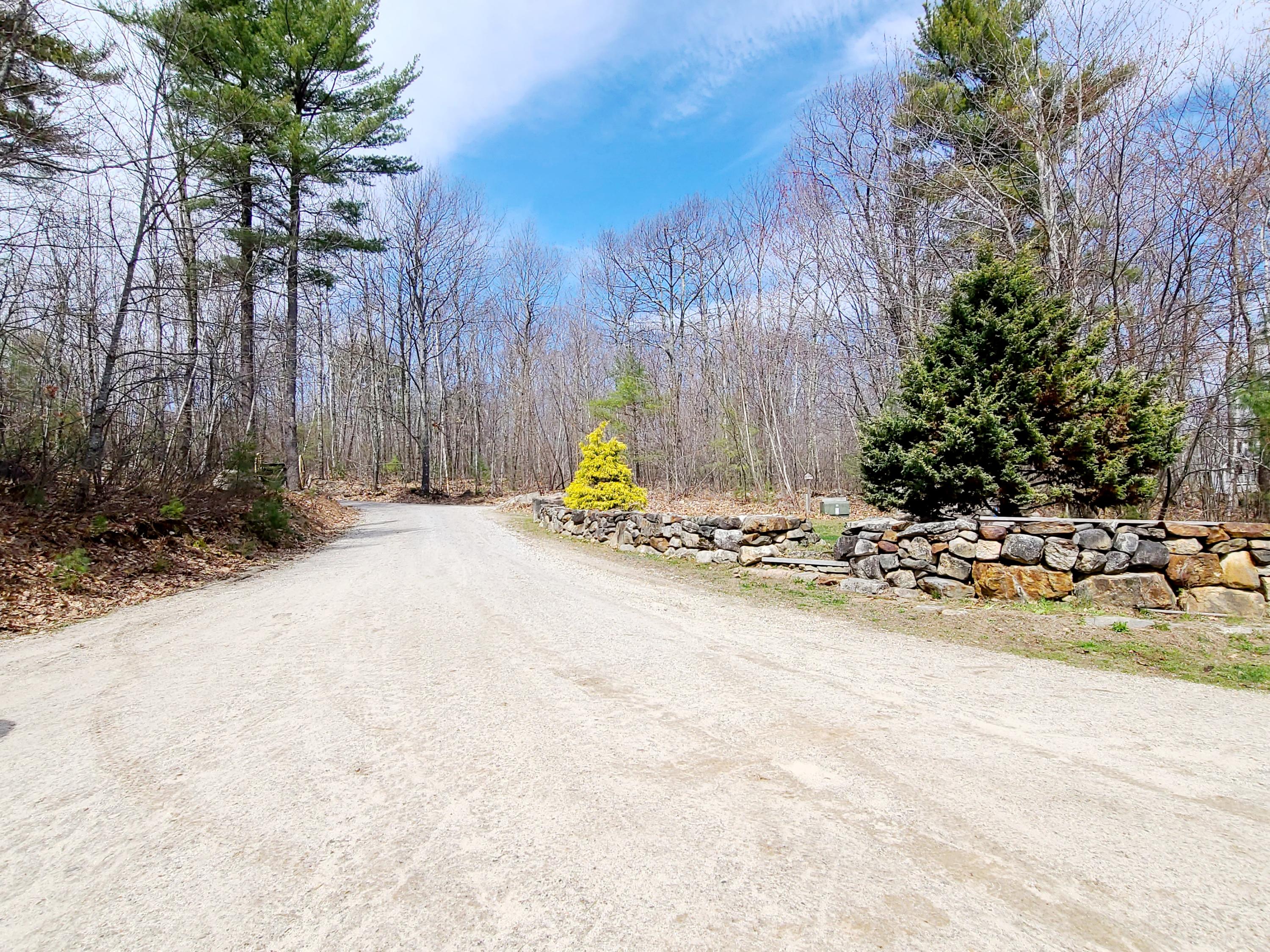 17 Black Cat Road Raymond ME 04071
