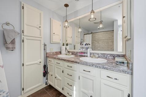 34 Windsor Avenue Augusta ME 04330