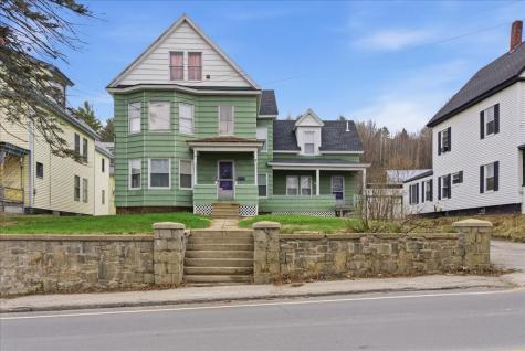 9 Harlow Hill Road Mexico ME 04257