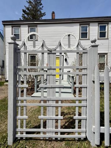 10 Chapel Street Eastport ME 04631