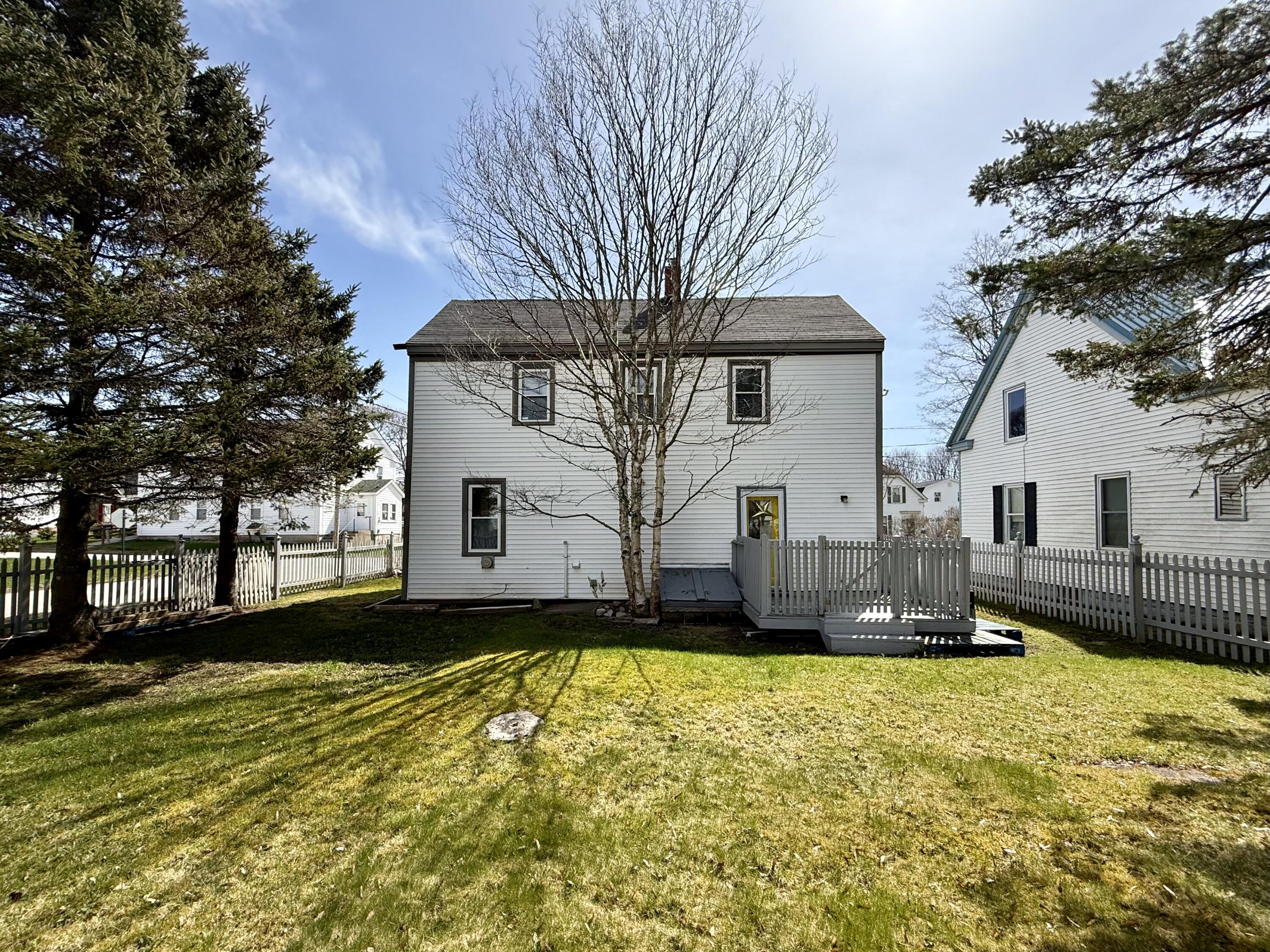 10 Chapel Street Eastport ME 04631