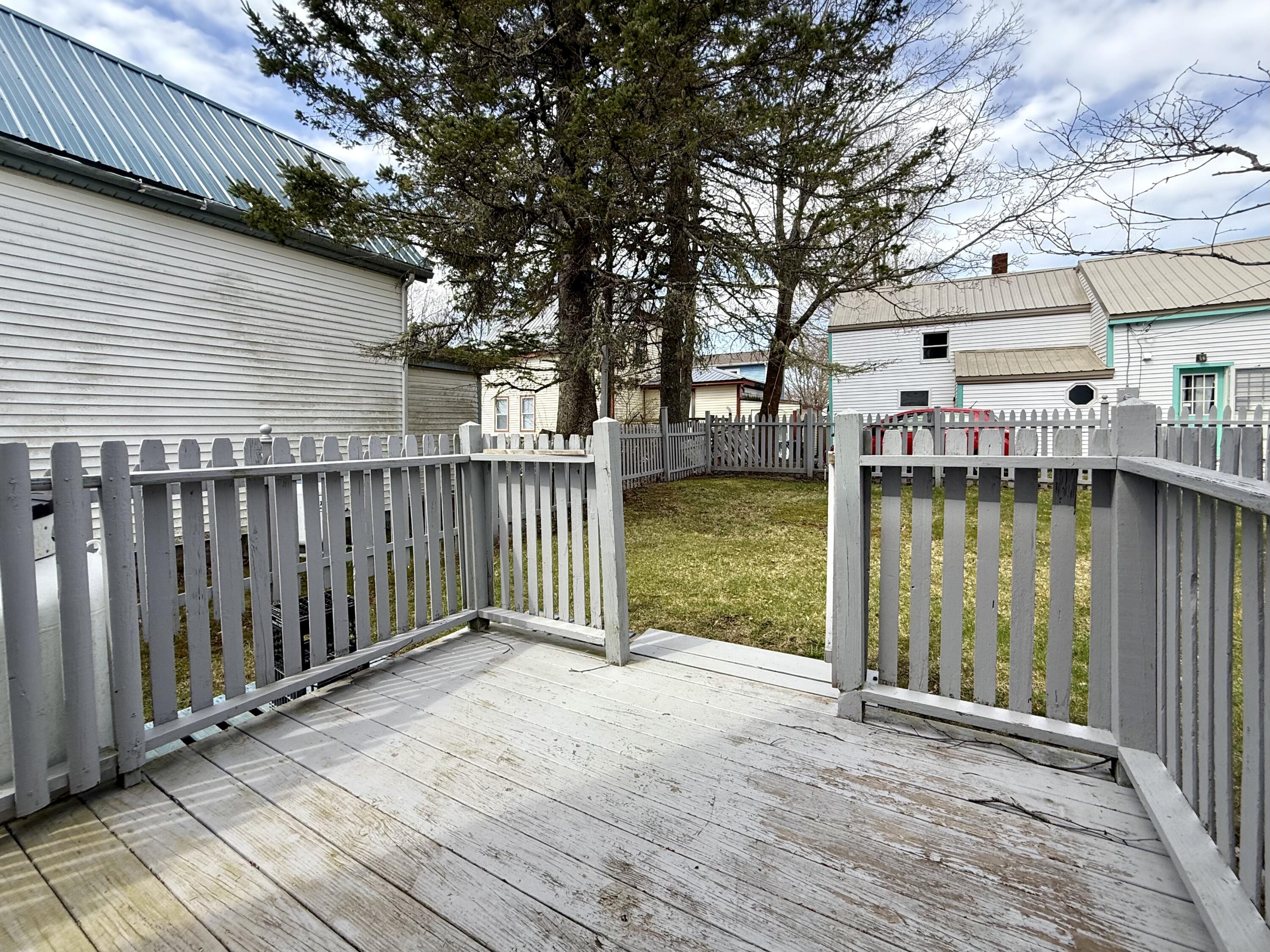 10 Chapel Street Eastport ME 04631