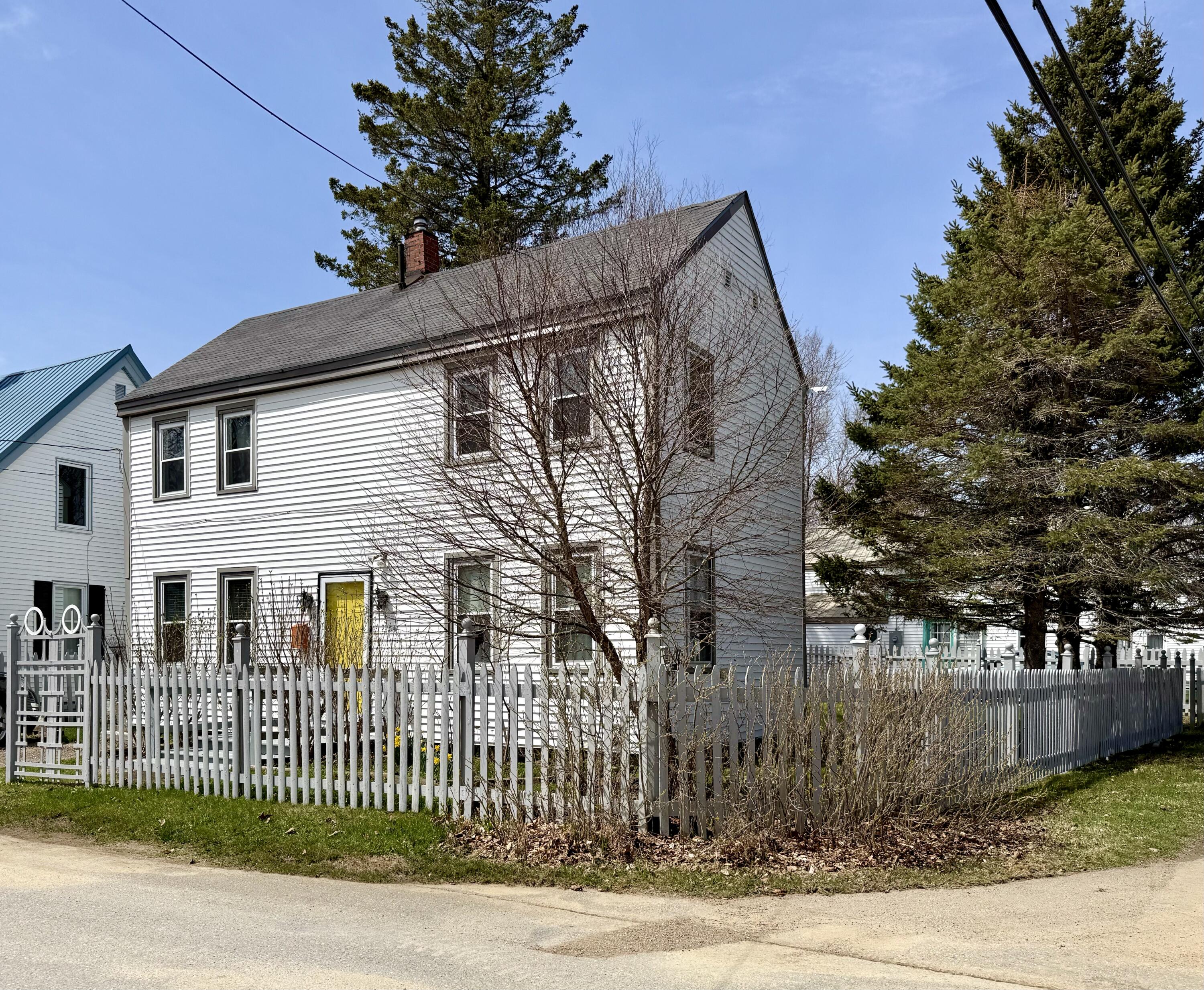 10 Chapel Street Eastport ME 04631