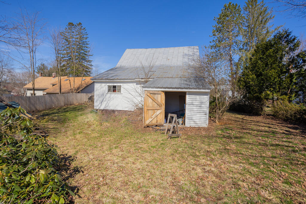 117 Franklin Avenue Farmington ME 04938