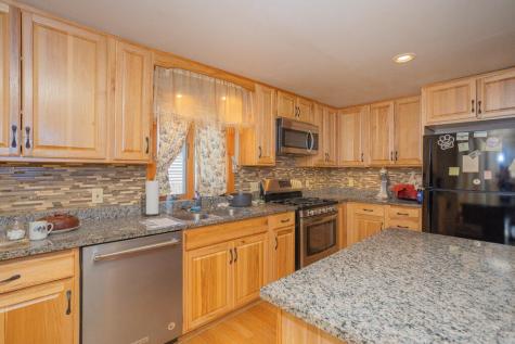 117 Franklin Avenue Farmington ME 04938