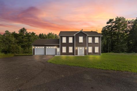 17 Coopers Trail Arundel ME 04046