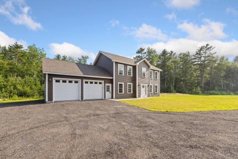 17 Coopers Trail Arundel ME 04046