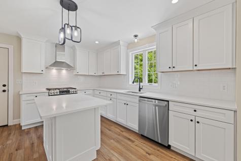 17 Coopers Trail Arundel ME 04046