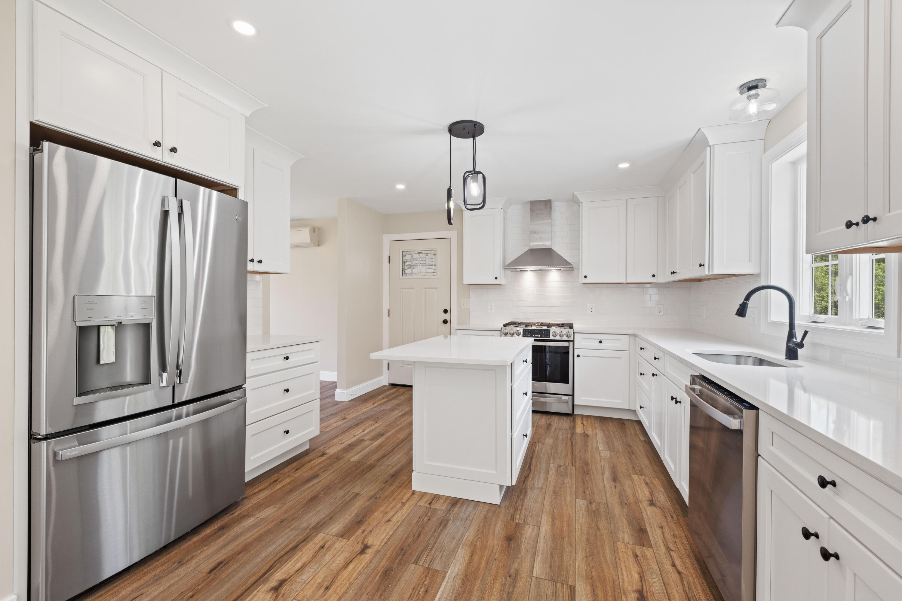 17 Coopers Trail Arundel ME 04046