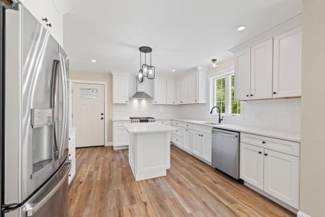 17 Coopers Trail Arundel ME 04046