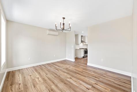 17 Coopers Trail Arundel ME 04046