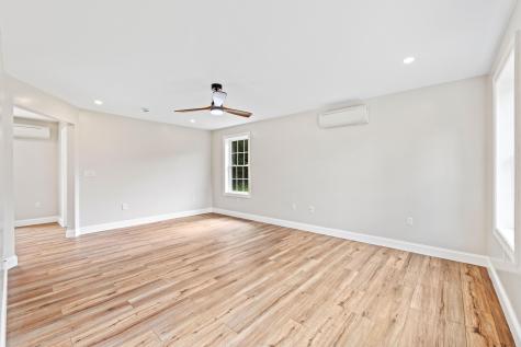 17 Coopers Trail Arundel ME 04046