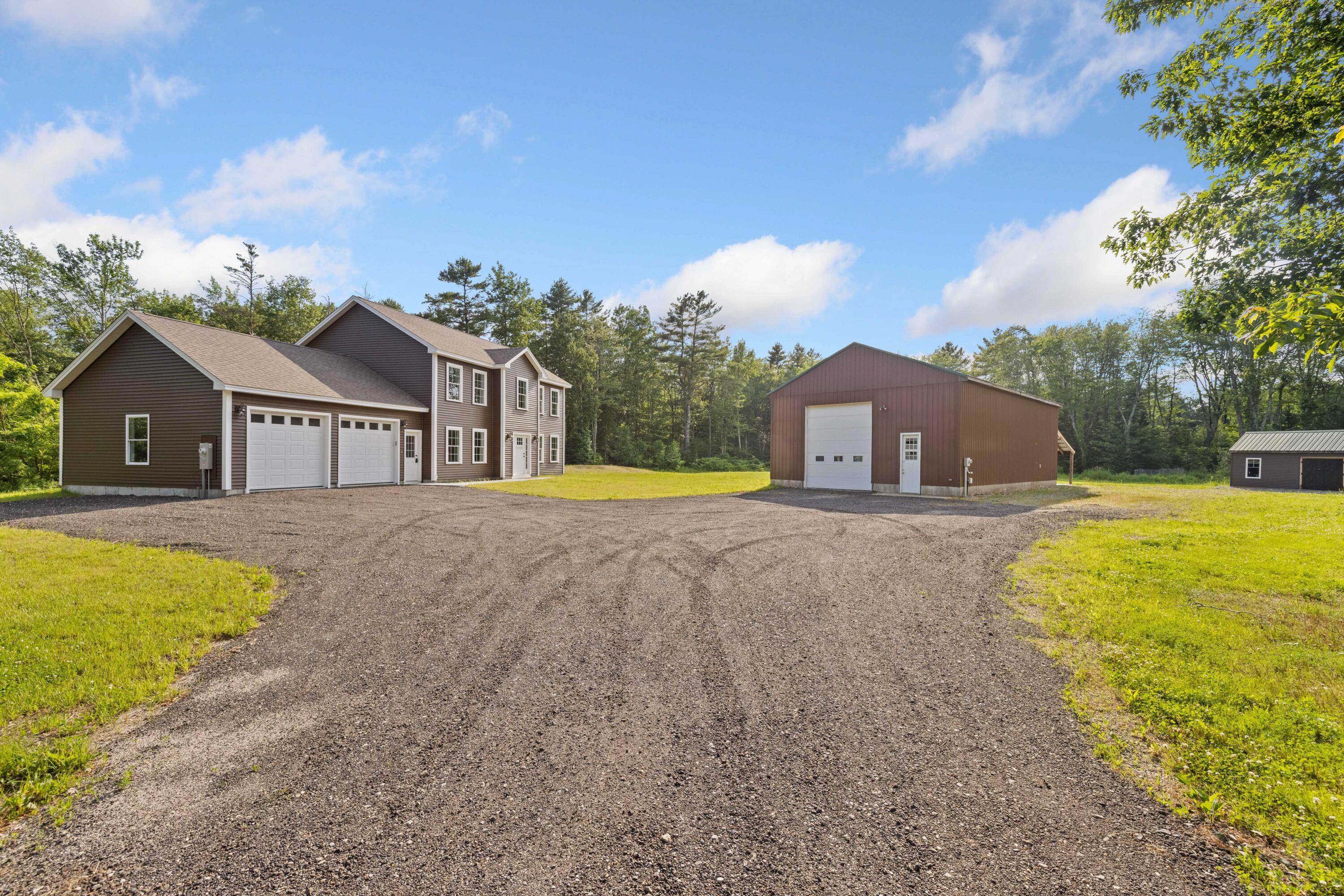 17 Coopers Trail Arundel ME 04046