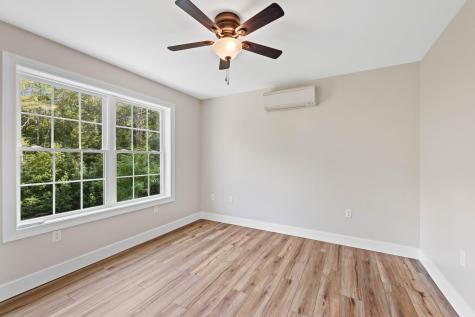 17 Coopers Trail Arundel ME 04046