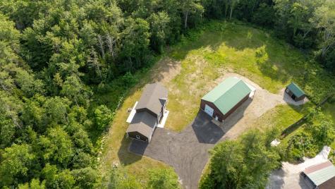 17 Coopers Trail Arundel ME 04046