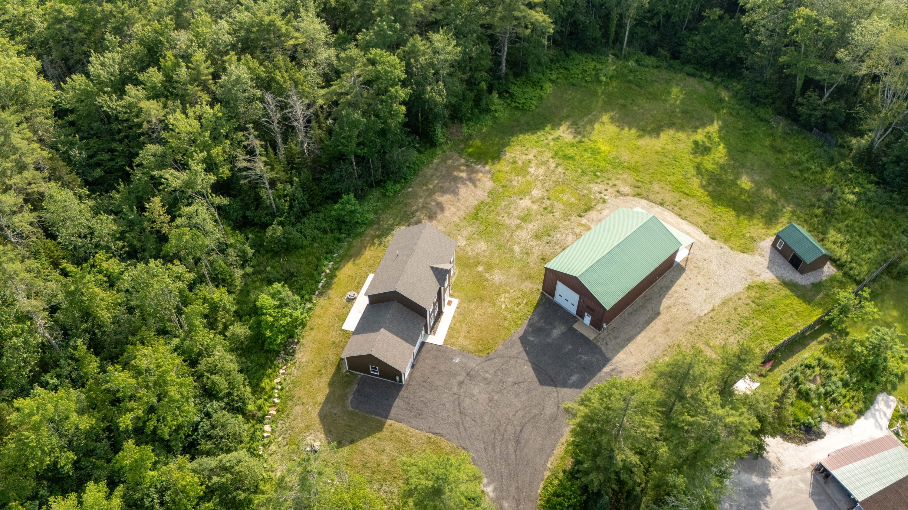 17 Coopers Trail Arundel ME 04046