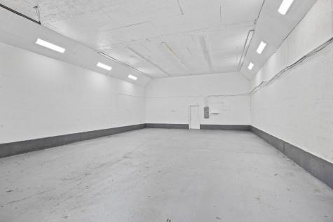 17 Coopers Trail Arundel ME 04046