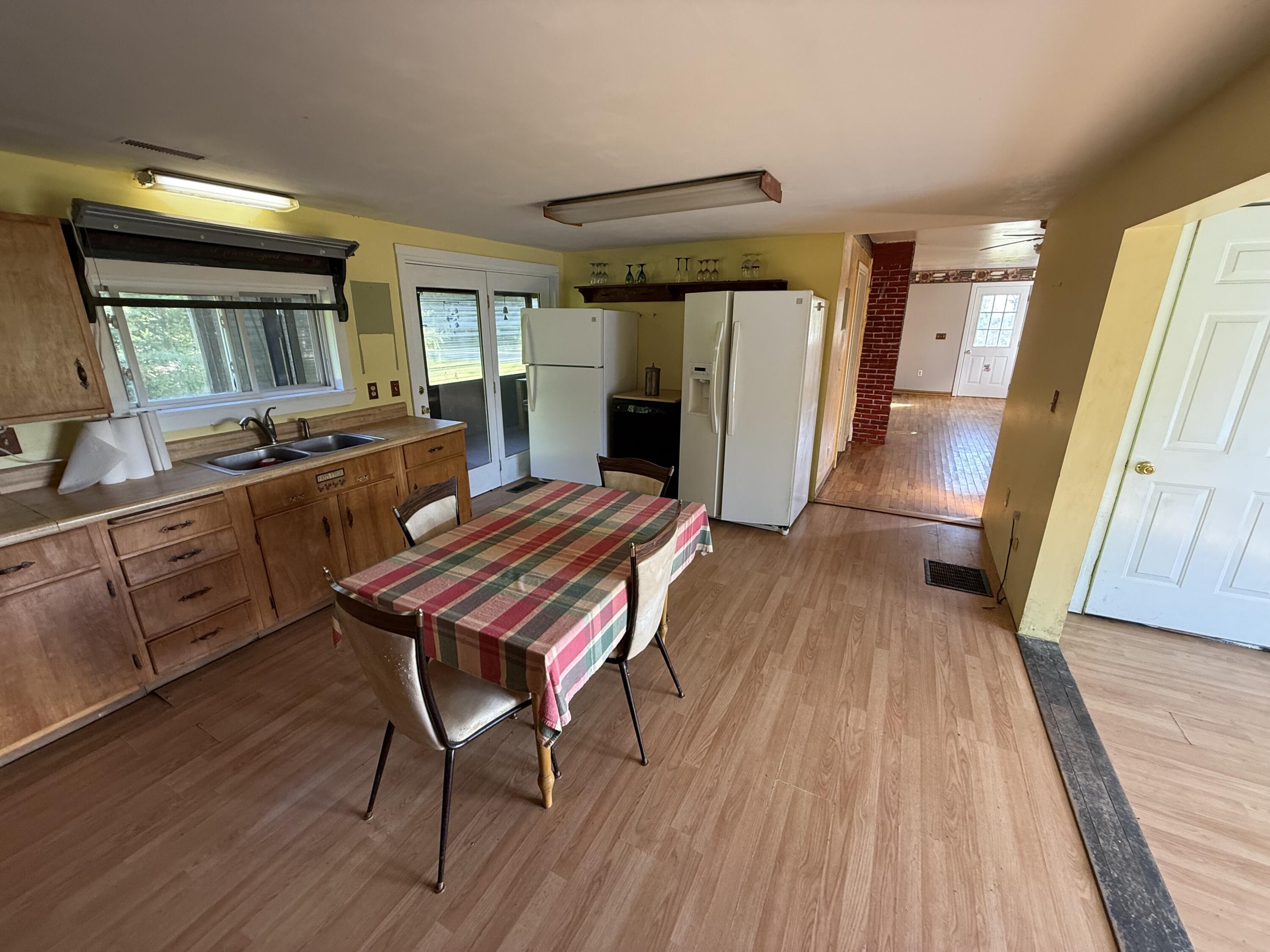 2015 Us Highway 1 Cary Plt ME 04730