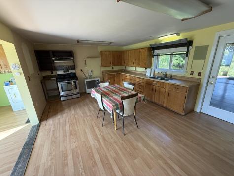 2015 Us Highway 1 Cary Plt ME 04730